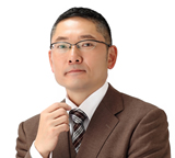 秋葉 亮爾 先生